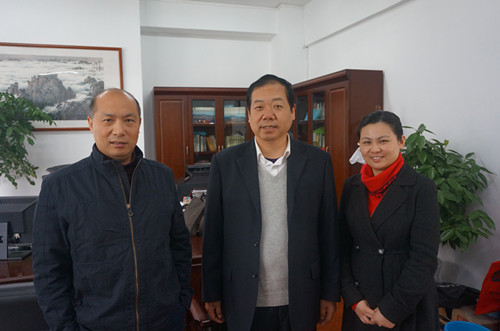 宋西德书记会见武汉大学国际软件美女直播书记黄治国、副书记于敏并合影留念